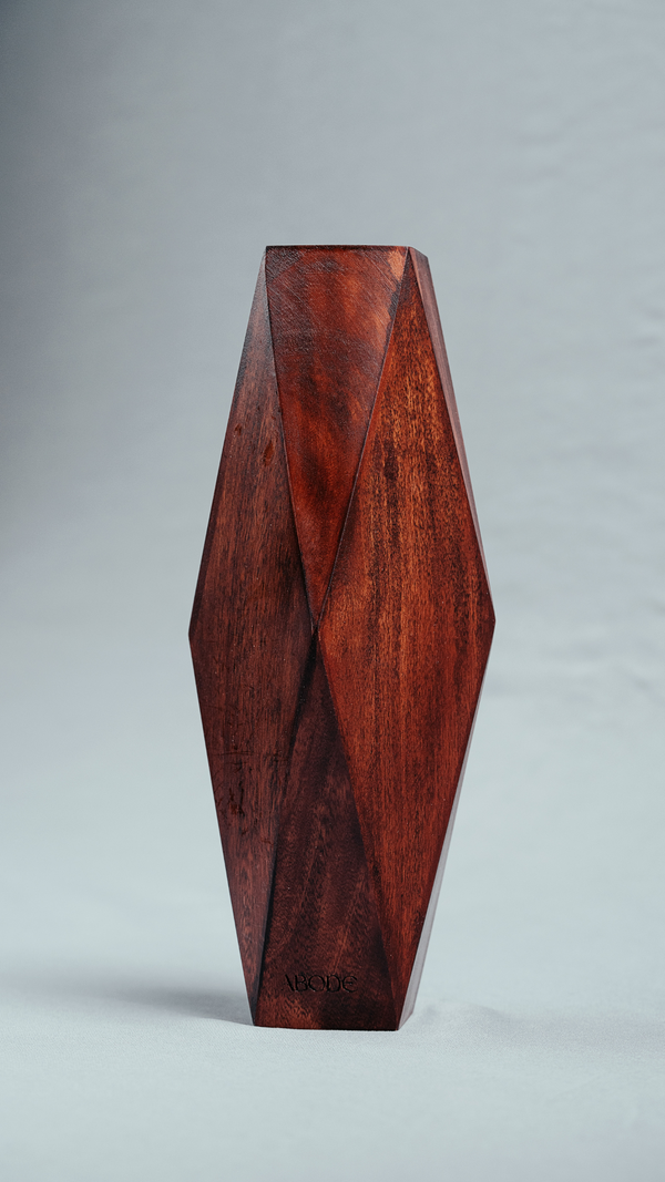Auric wooden vase